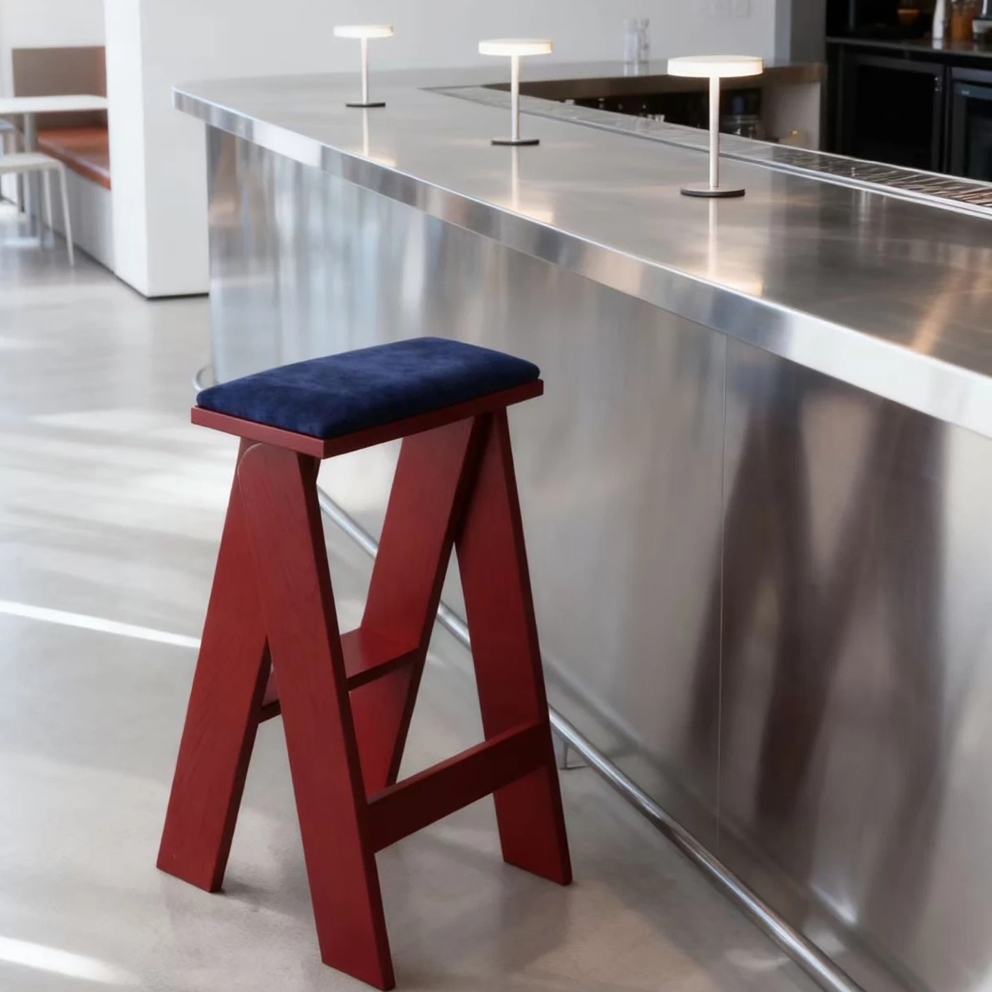 Kursi Bar Kayu Solid Lipat Mod - Commercial Kitchen And Bar ulasan dan harga